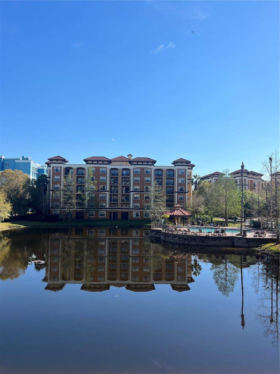 Orlando, FL 32821,12521 FLORIDAYS RESORT DR #206F