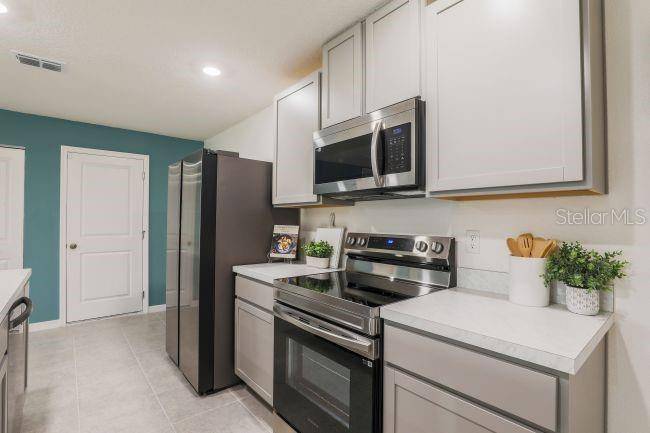 Kissimmee, FL 34759,41 REDWOOD CT