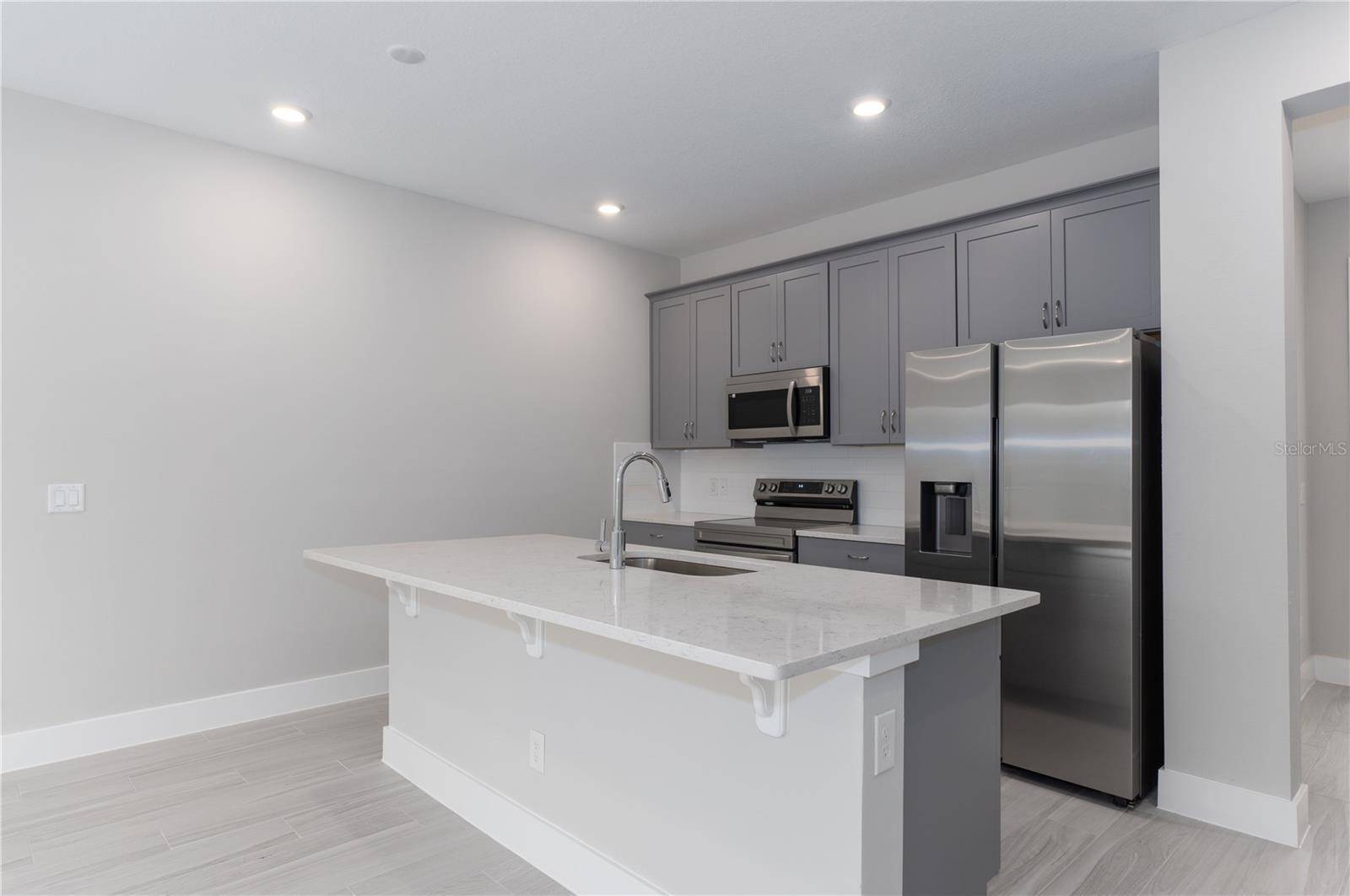 Kissimmee, FL 34747,7838 SPECTRUM DR