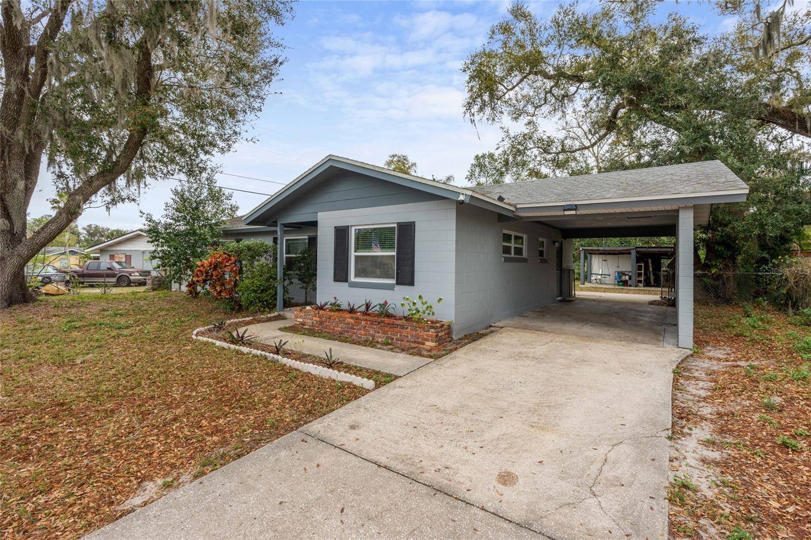 Sanford, FL 32773,103 BROWN DR