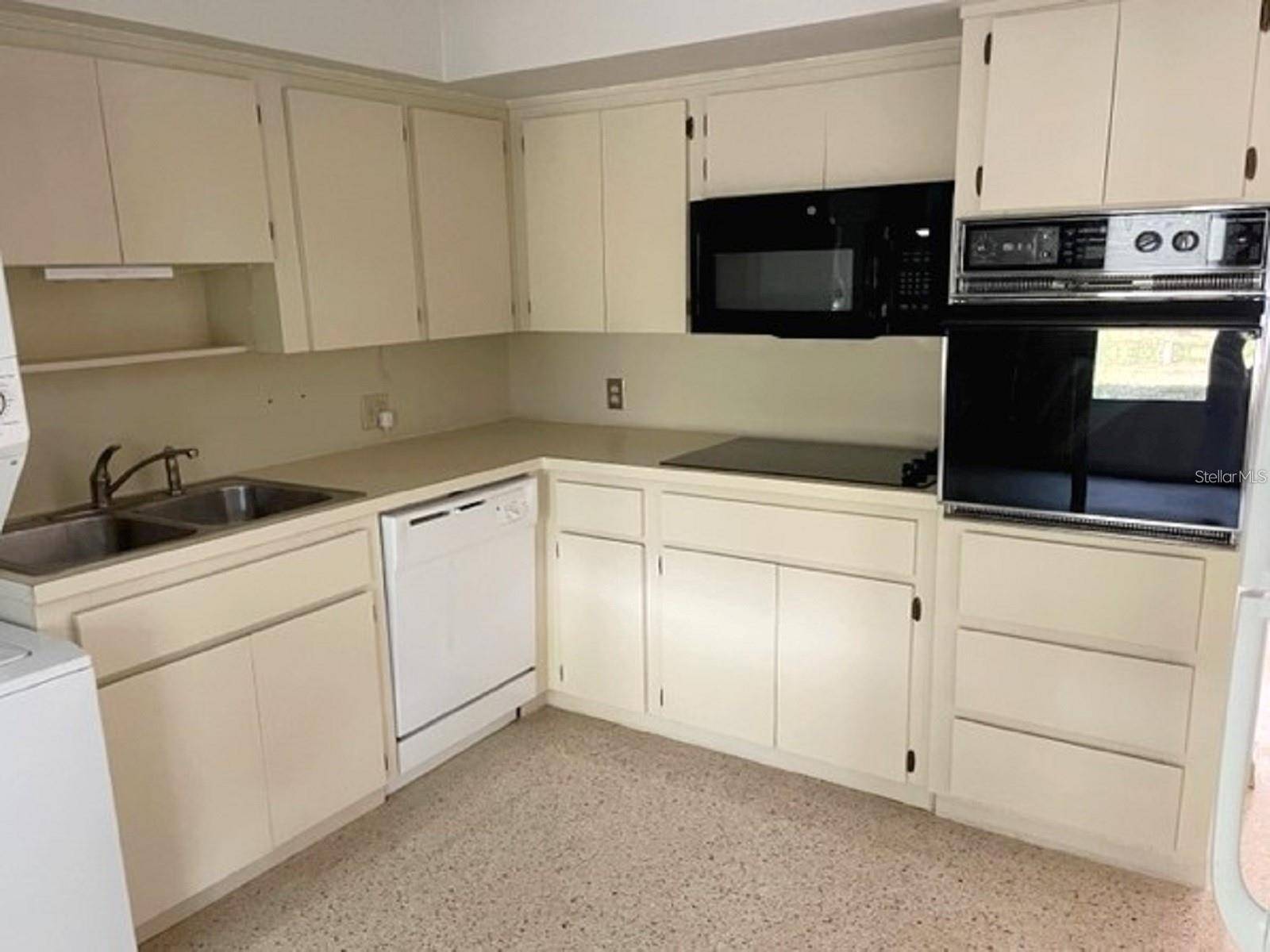 Kenneth City, FL 33709,4143 57TH ST N #502
