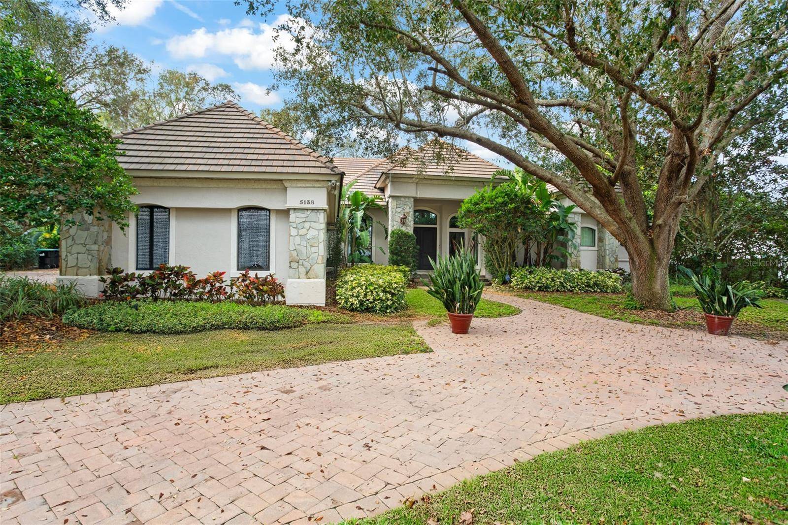 Windermere, FL 34786,5138 FAIRWAY OAKS DR