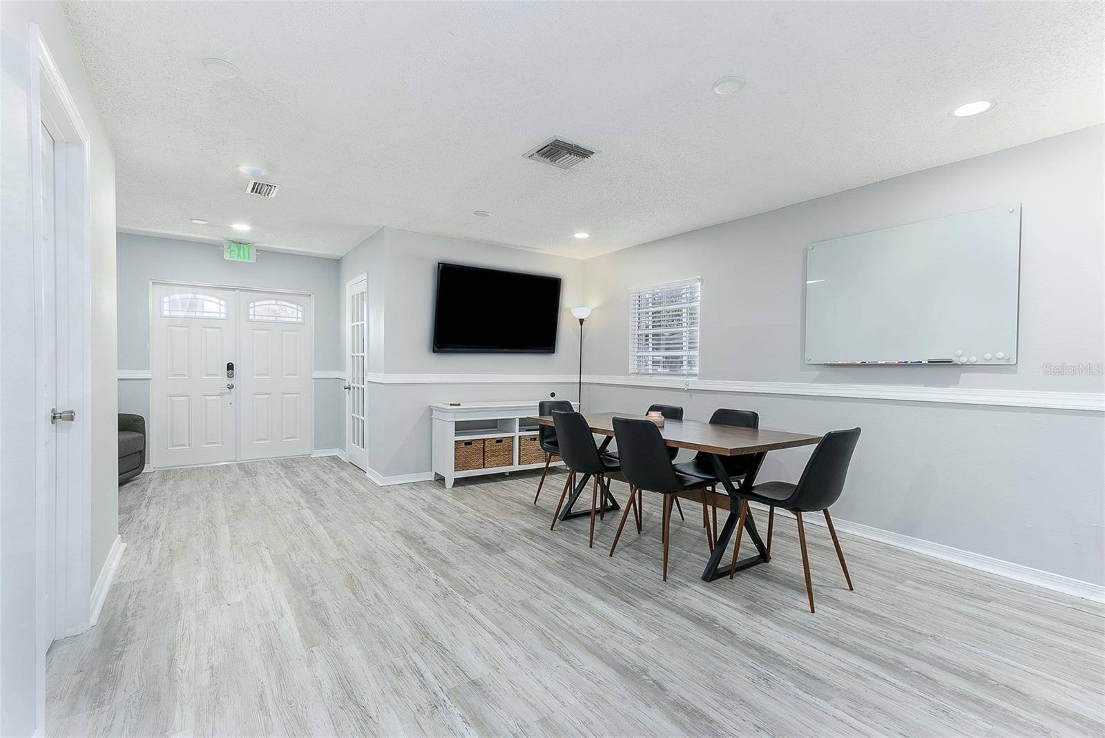 Sanford, FL 32771,621 S LOCUST AVE