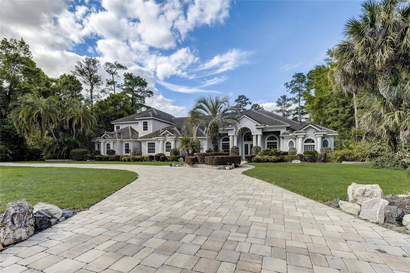Longwood, FL 32779,334 VISTA OAK DR