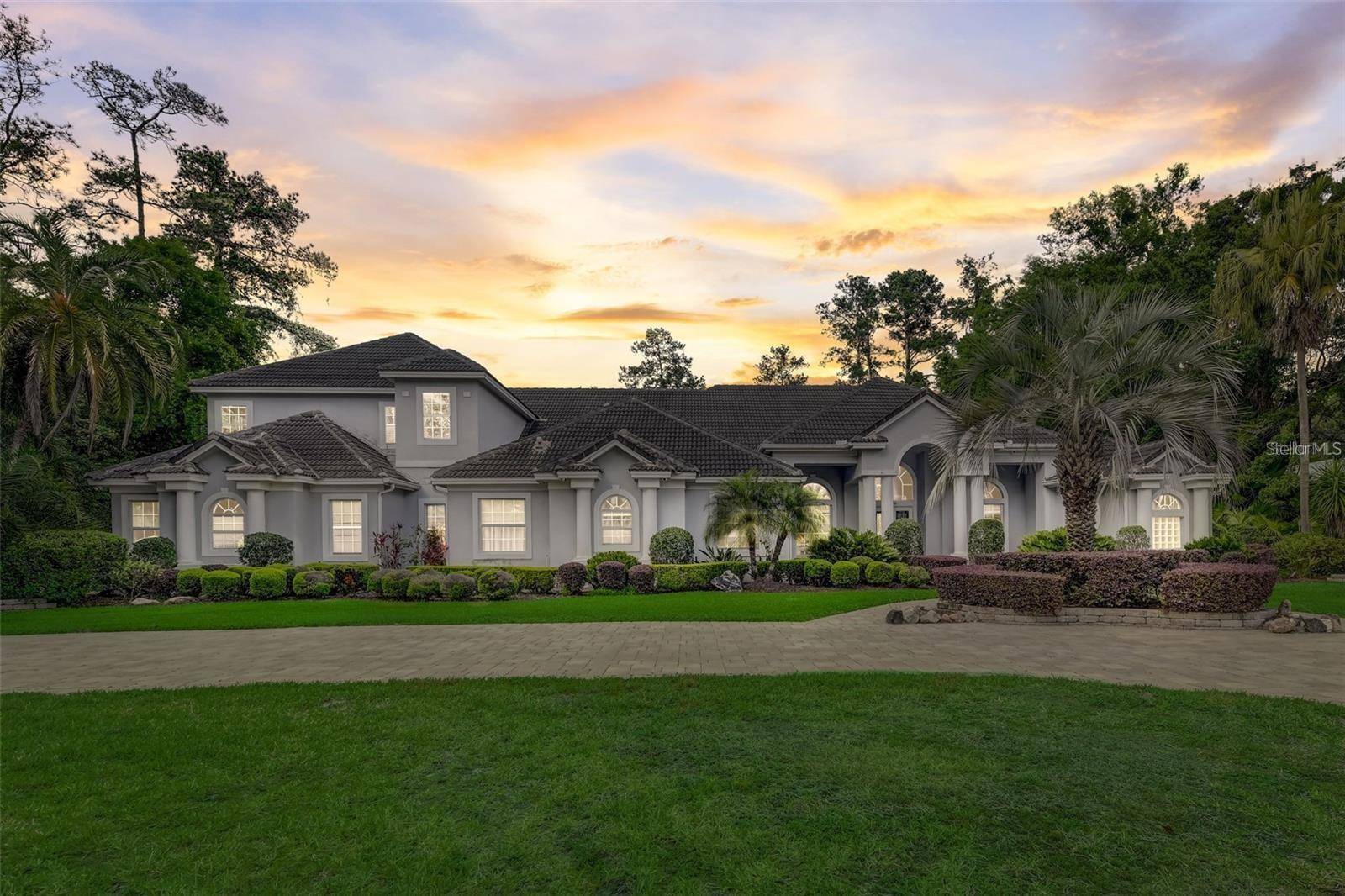 Longwood, FL 32779,334 VISTA OAK DR