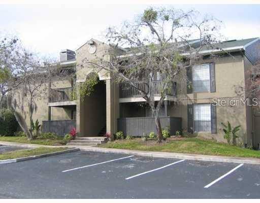 Altamonte Springs, FL 32714,435 WYMORE RD #206