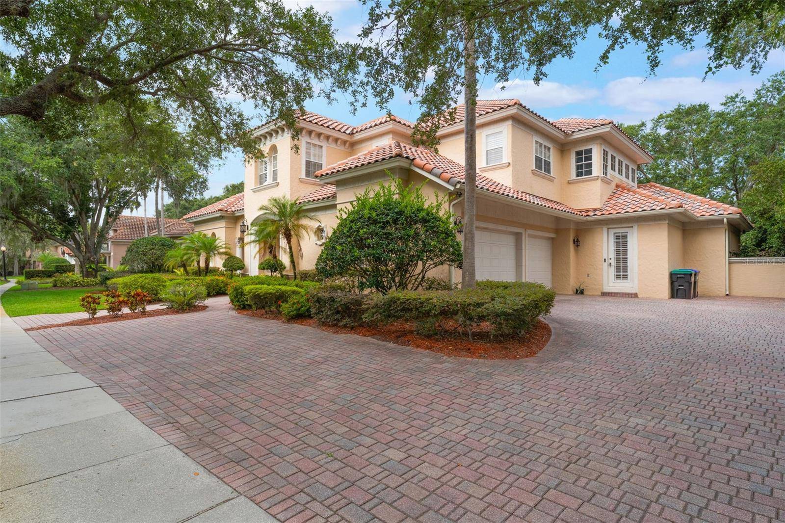 Orlando, FL 32836,8814 SOUTHERN BREEZE DR