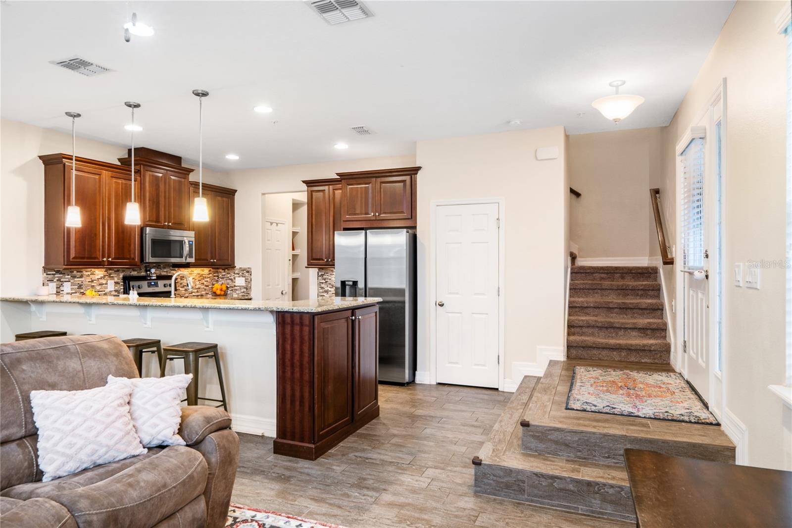 Winter Springs, FL 32708,465 GEE HAMMOCK LN