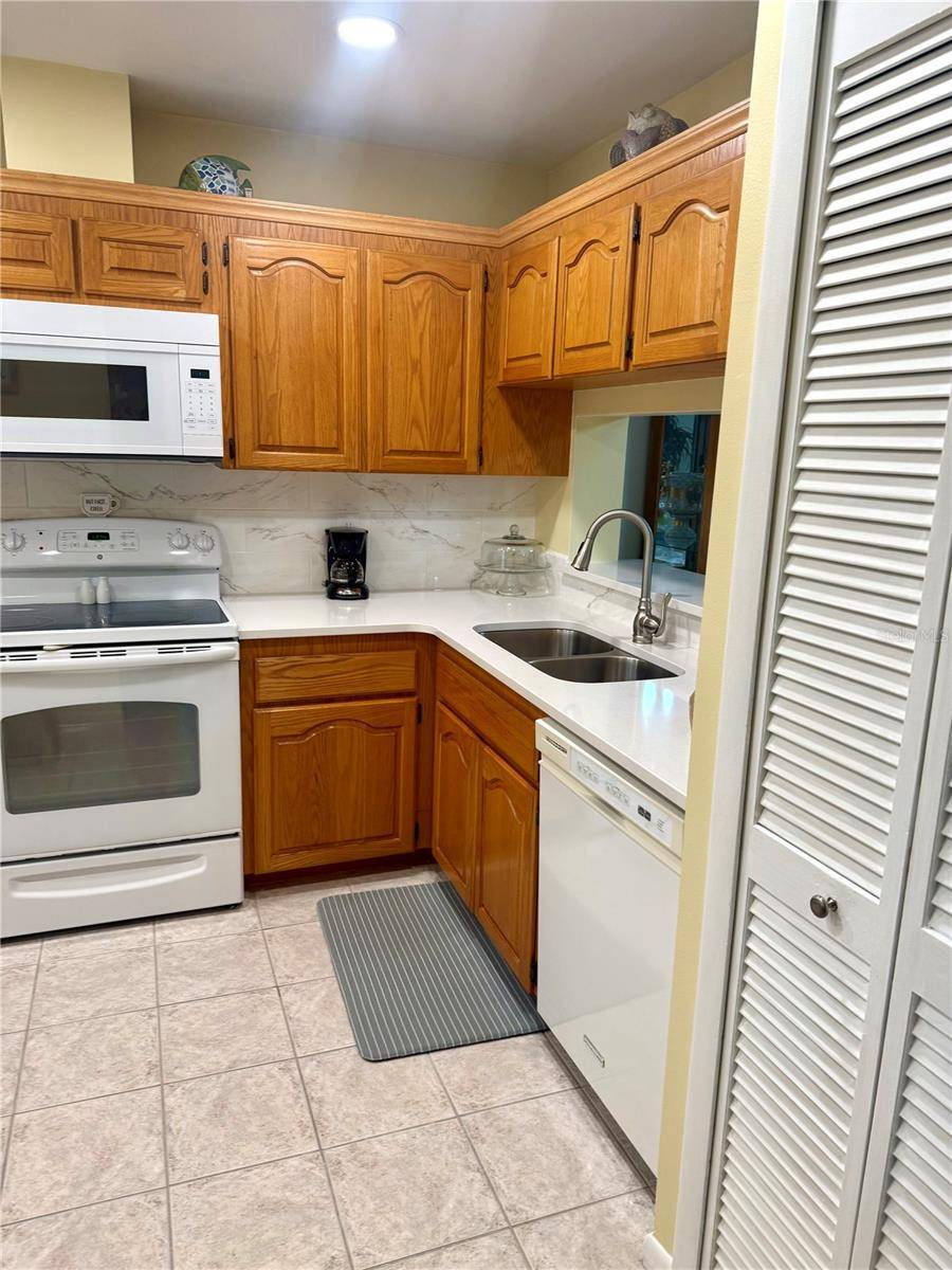 Altamonte Springs, FL 32701,9 ESCONDIDO CIR #88