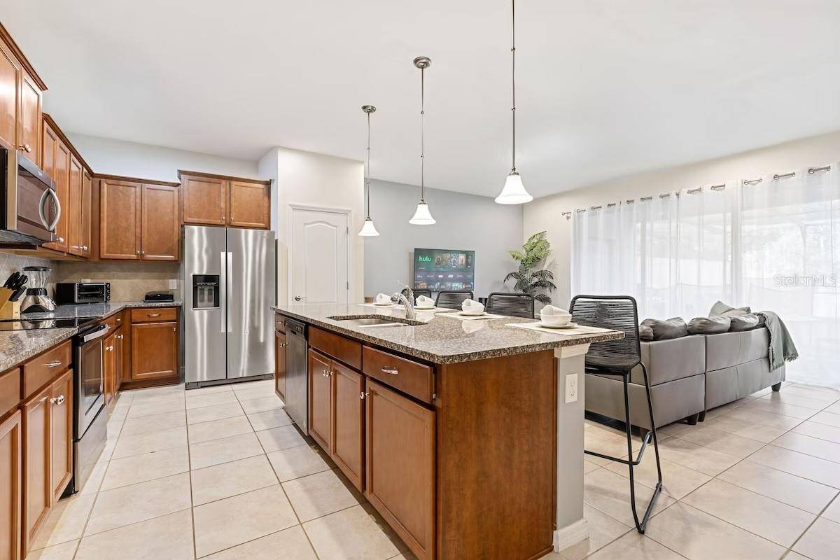 Kissimmee, FL 34747,8879 GENEVE CT