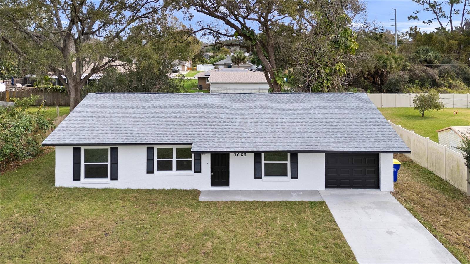 Edgewater, FL 32132,1625 VICTORY PALM DR