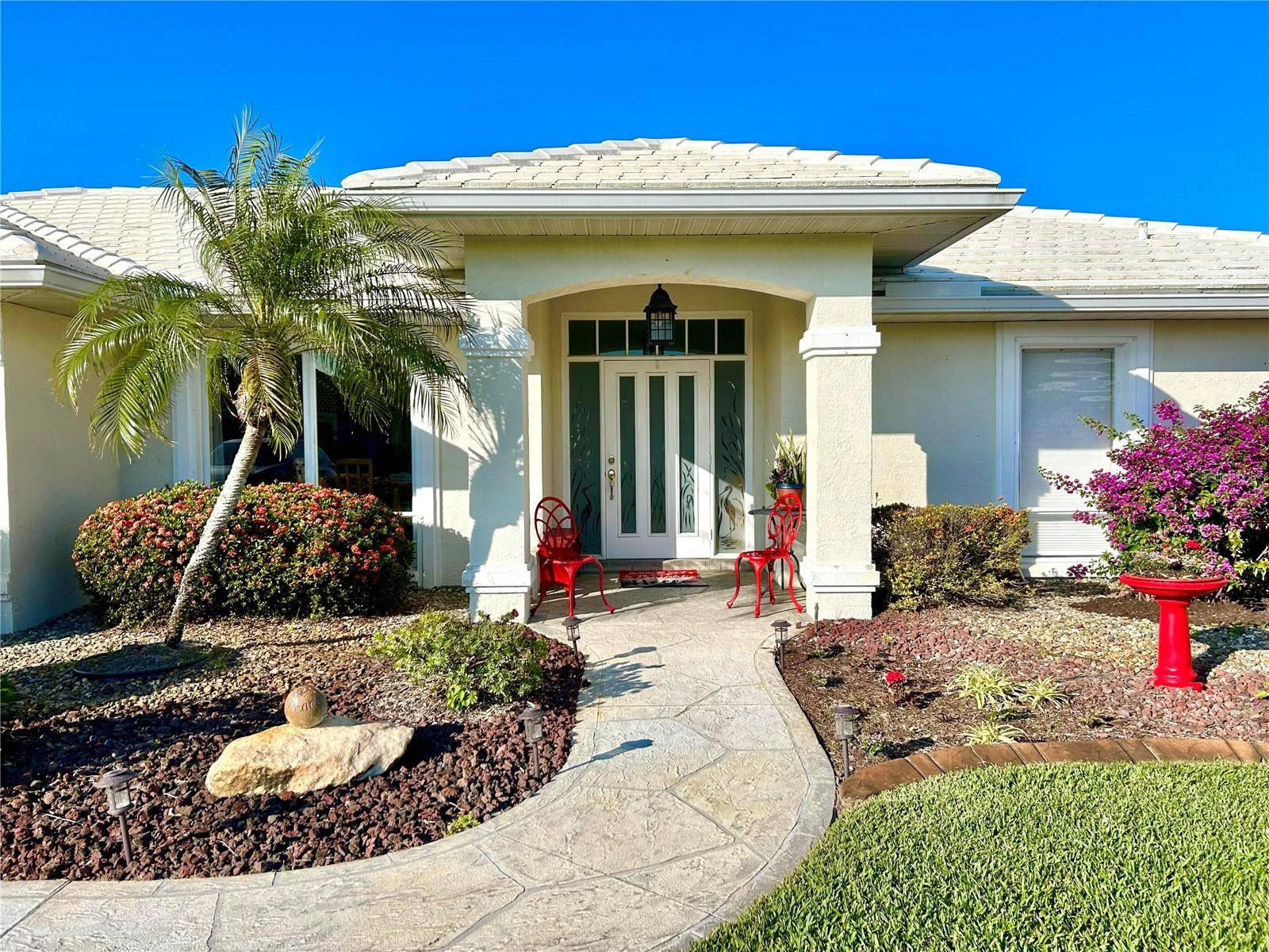 Venice, FL 34293,1727 WAXWING CIR