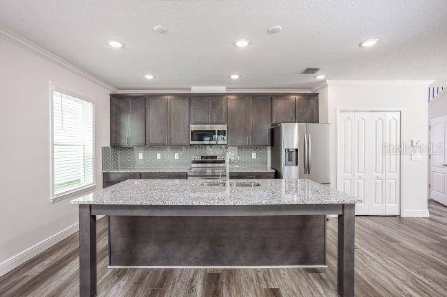 Poinciana, FL 34759,3852 BLUETHREAD WAY
