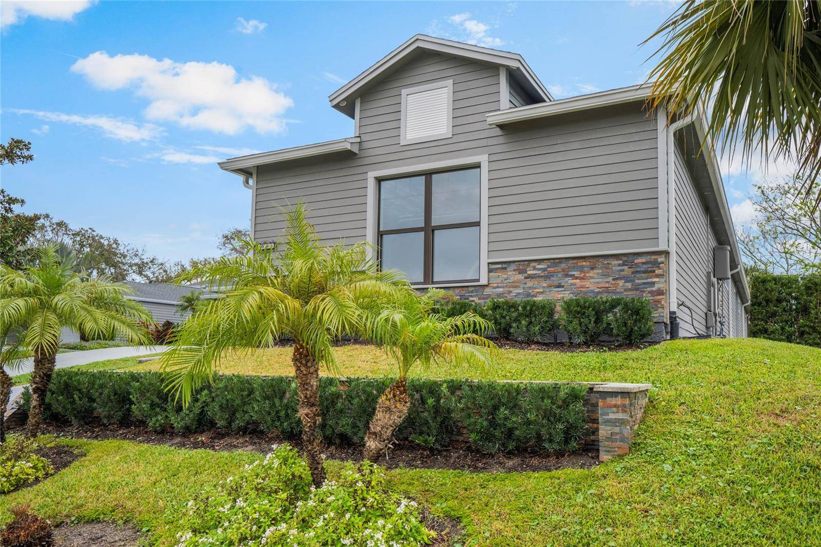 New Smyrna Beach, FL 32168,1094 RED MAPLE WAY