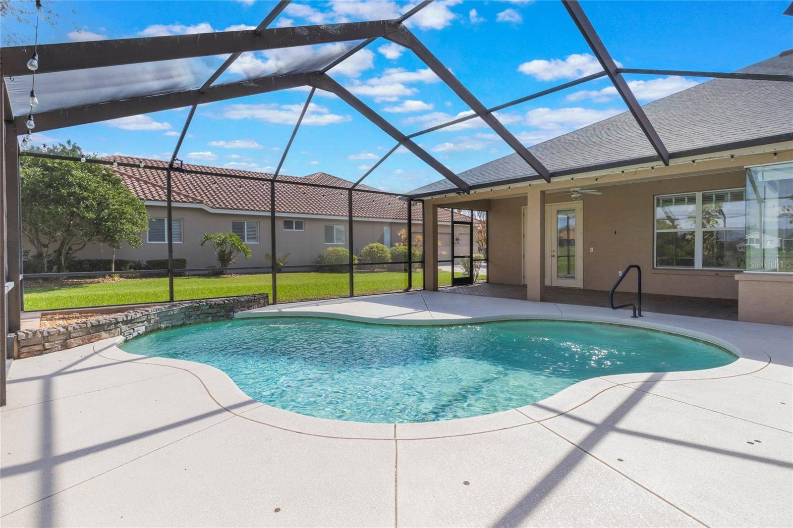 Lakeland, FL 33813,674 WHISPER WOODS DR