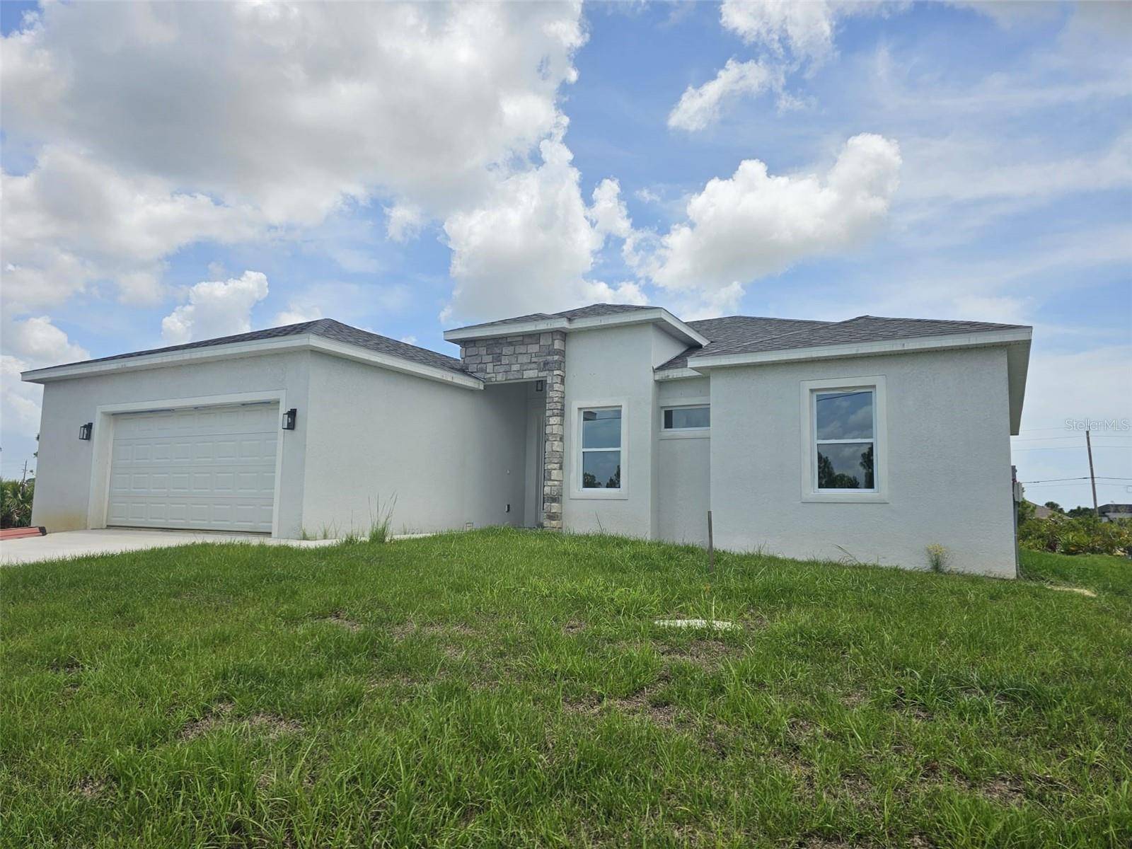 Port Charlotte, FL 33981,13565 JERONIMO LN