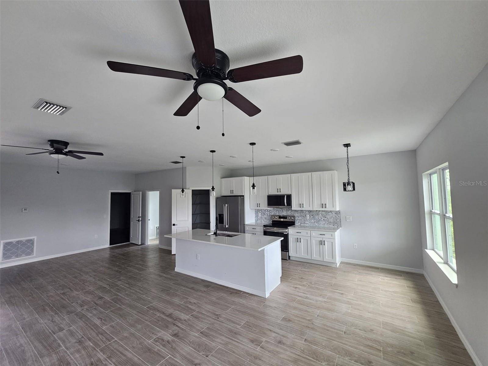 Port Charlotte, FL 33981,13565 JERONIMO LN