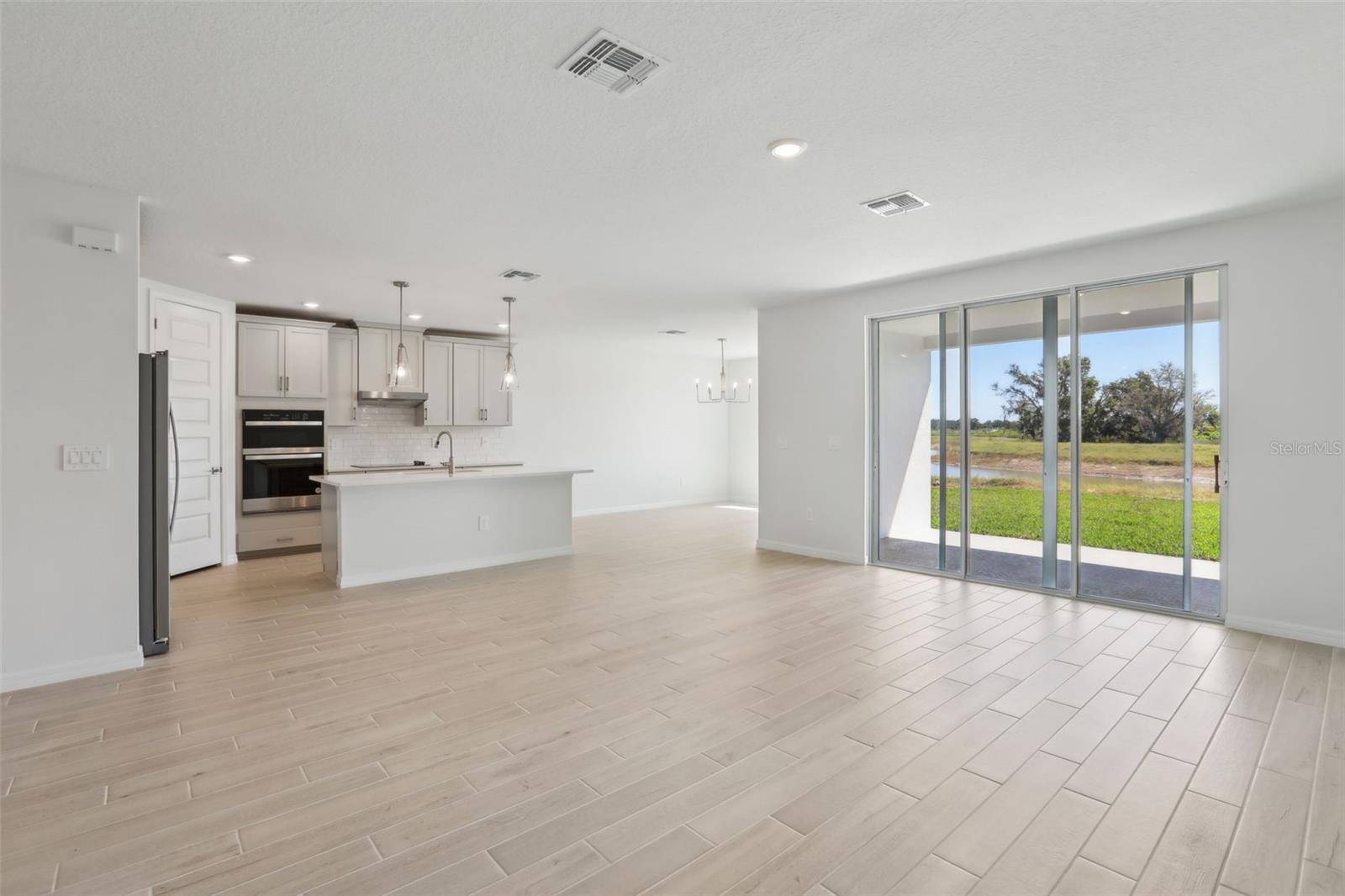 Zephyrhills, FL 33541,1844 DRAUGHTON DR