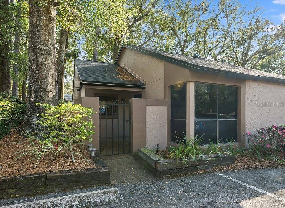Altamonte Springs, FL 32714,940 DOUGLAS AVE #110