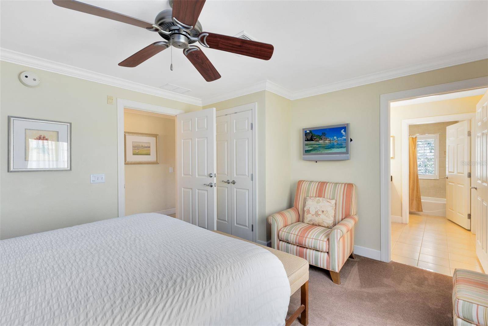 Reunion, FL 34747,1360 CENTRE COURT RIDGE DR #201