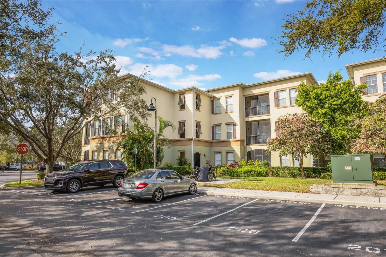 Windermere, FL 34786,11564 MIZZON DR #305/925