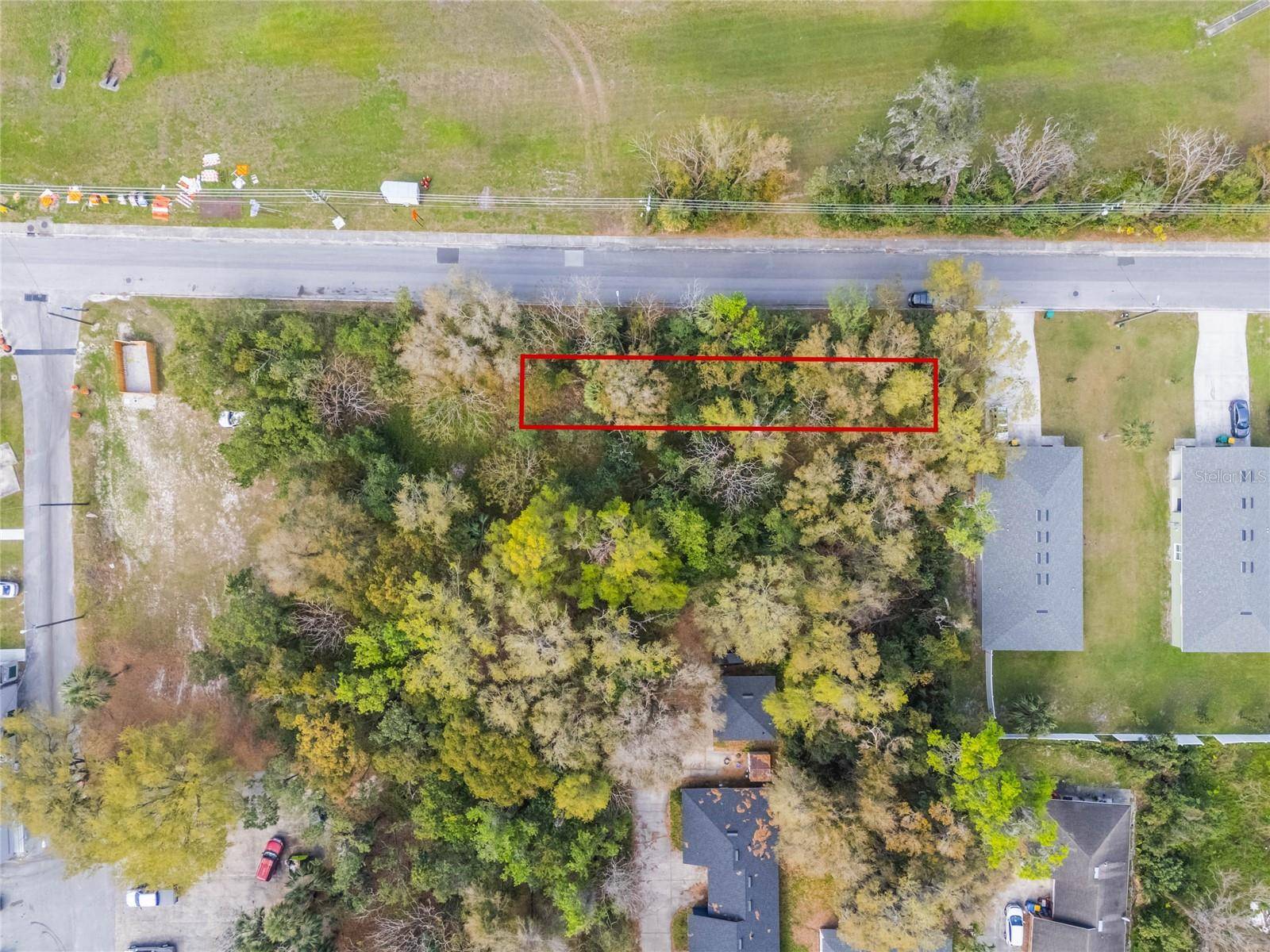 Deland, FL 32724,330 E WISCONSIN AVE