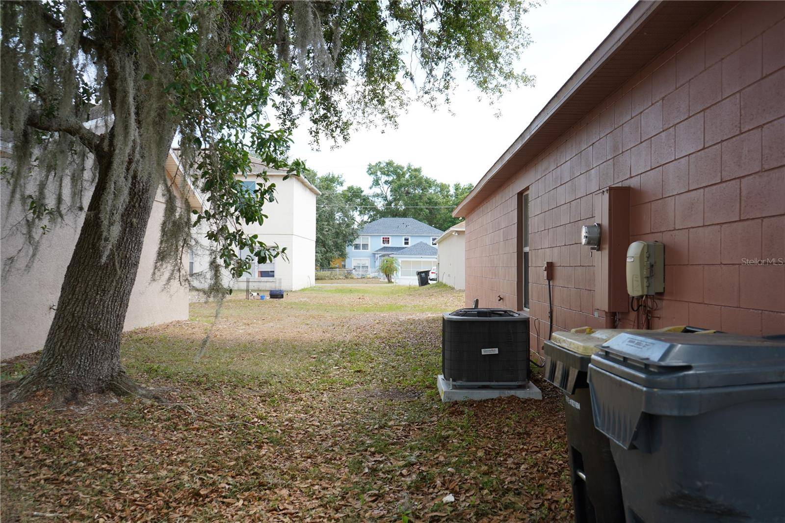 Kissimmee, FL 34759,721 WAXWING CT
