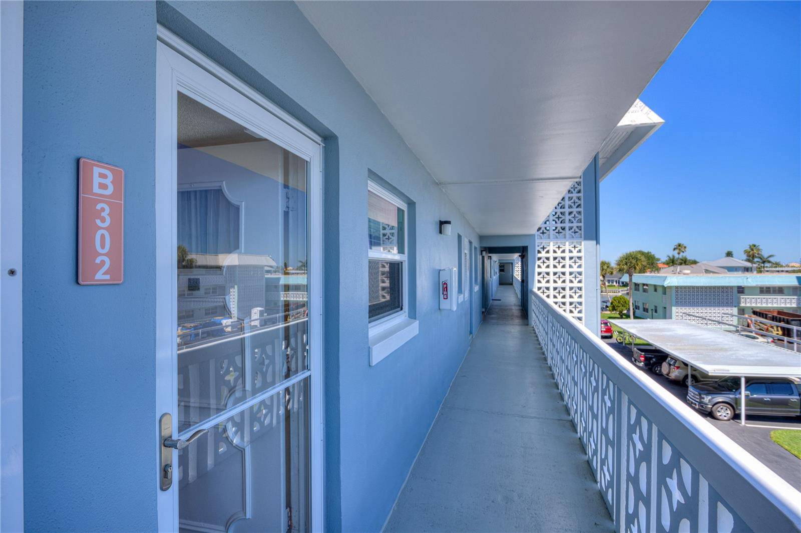 New Smyrna Beach, FL 32169,315 N CAUSEWAY #B302
