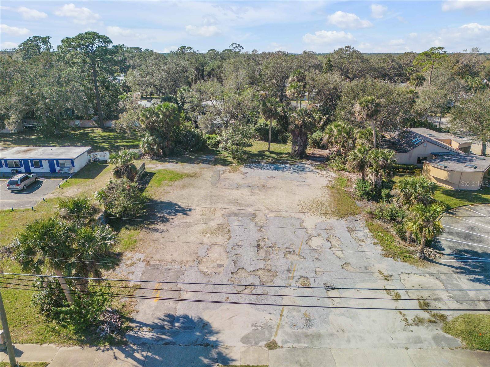 New Smyrna Beach, FL 32168,1296 N DIXIE FWY