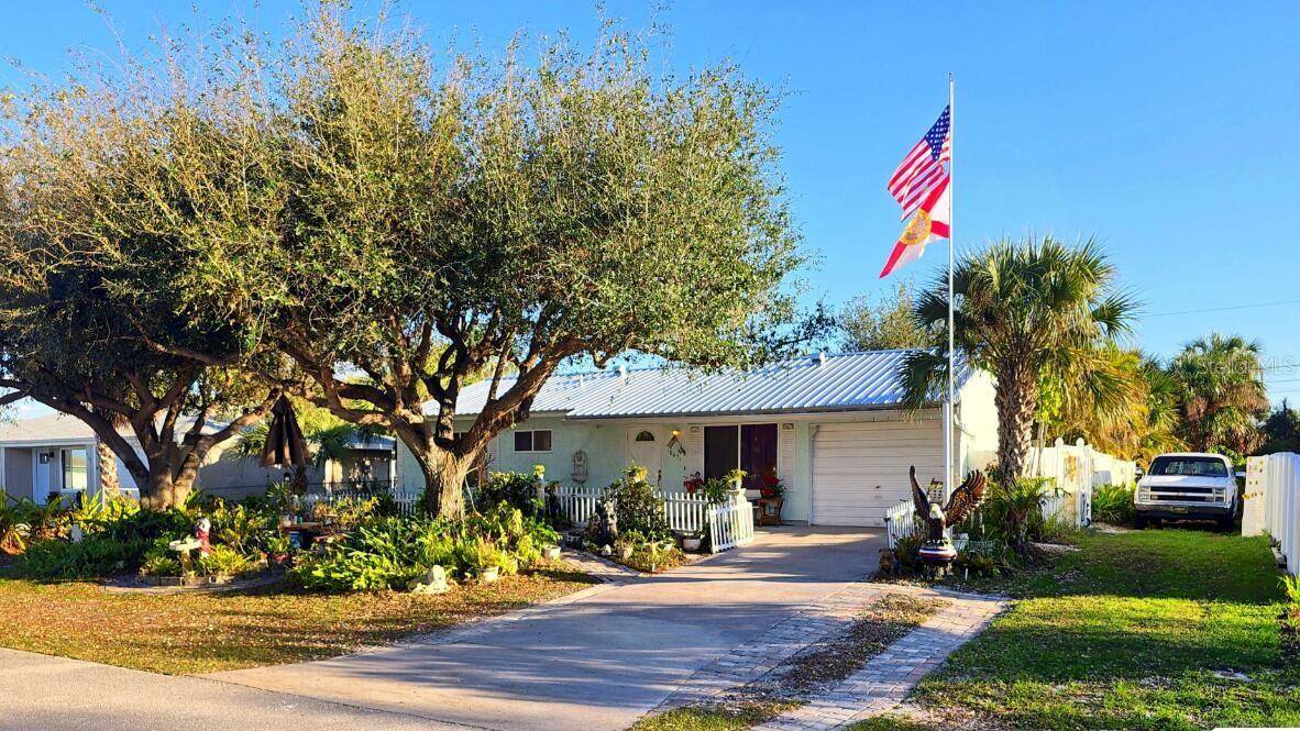 Port Charlotte, FL 33948,18671 KERRVILLE CIR