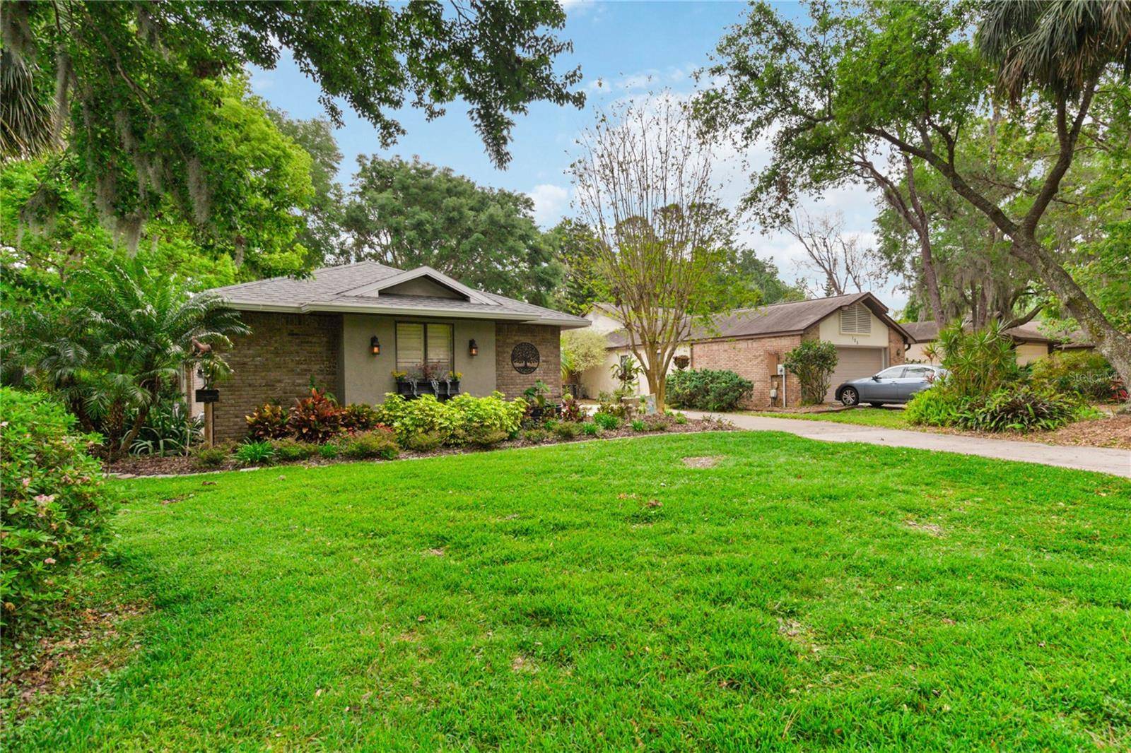 Yalaha, FL 34797,106 WATERWOOD DR