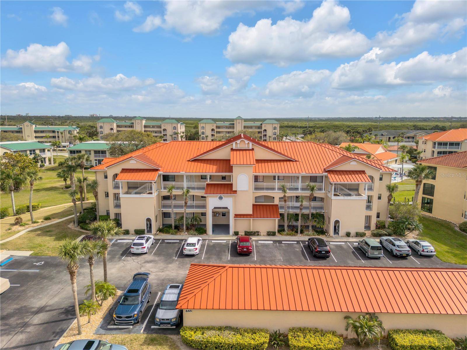 New Smyrna Beach, FL 32169,445 BOUCHELLE DR #104
