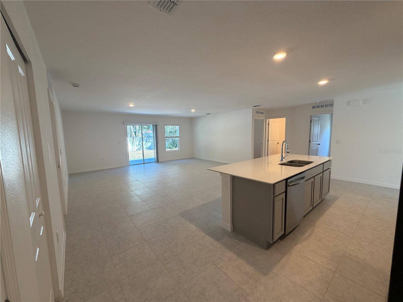 Kissimmee, FL 34758,13 BRADFORD CT