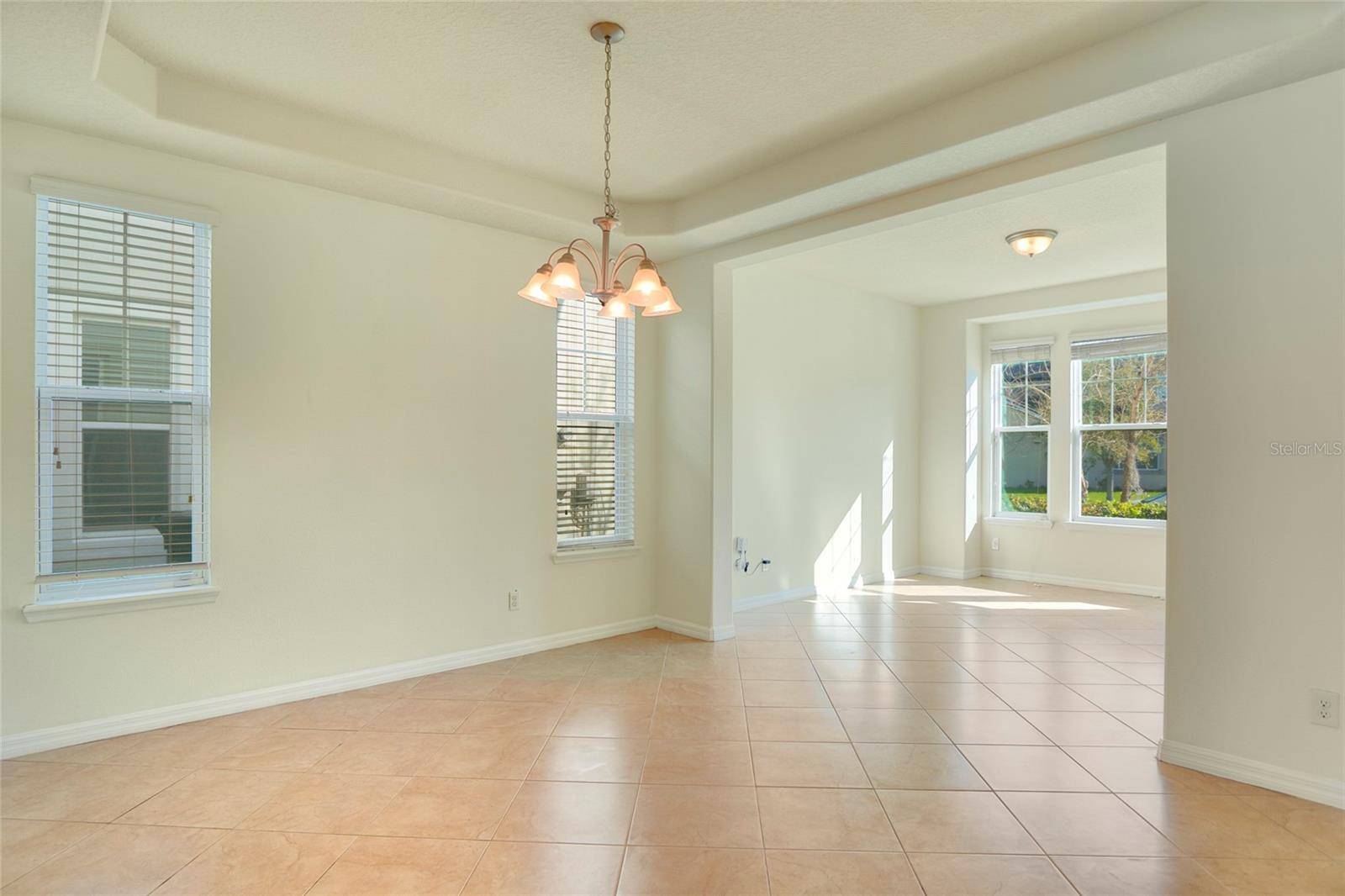 Orlando, FL 32811,5029 SOUTHLAWN AVE