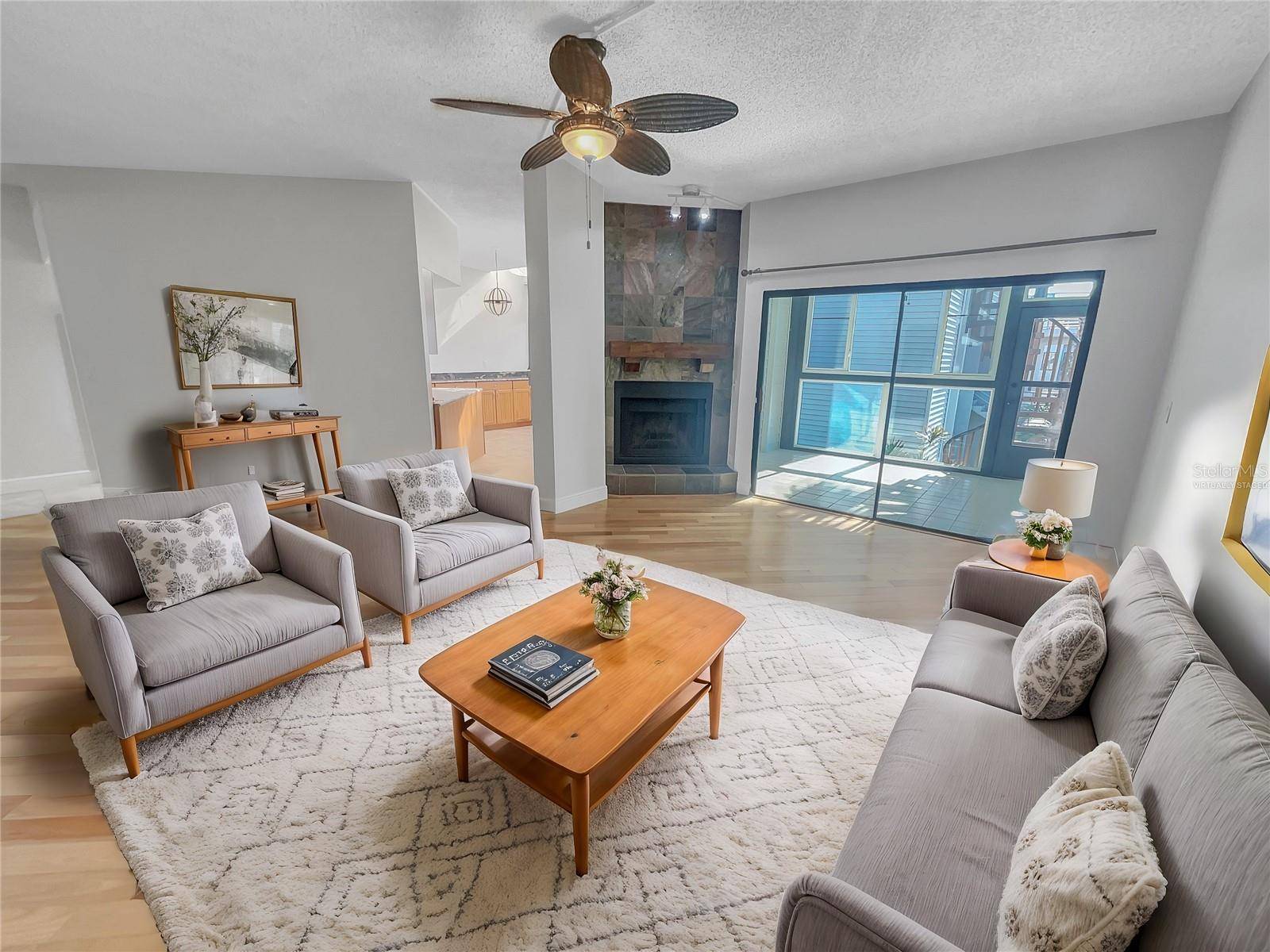 St Petersburg, FL 33715,557 PINELLAS BAYWAY S #111