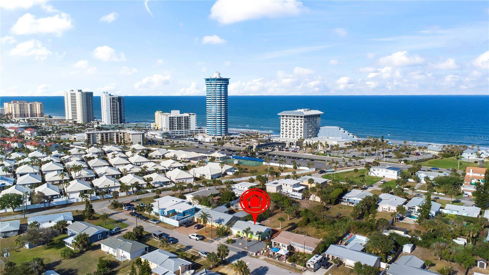 Daytona Beach Shores, FL 32118,2711 DACH AVE