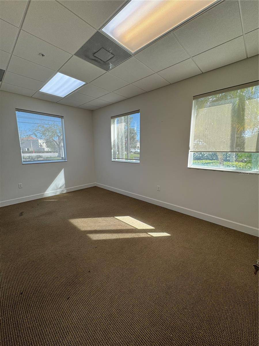 Port St Lucie, FL 34986,240 NW PEACOCK BLVD #104