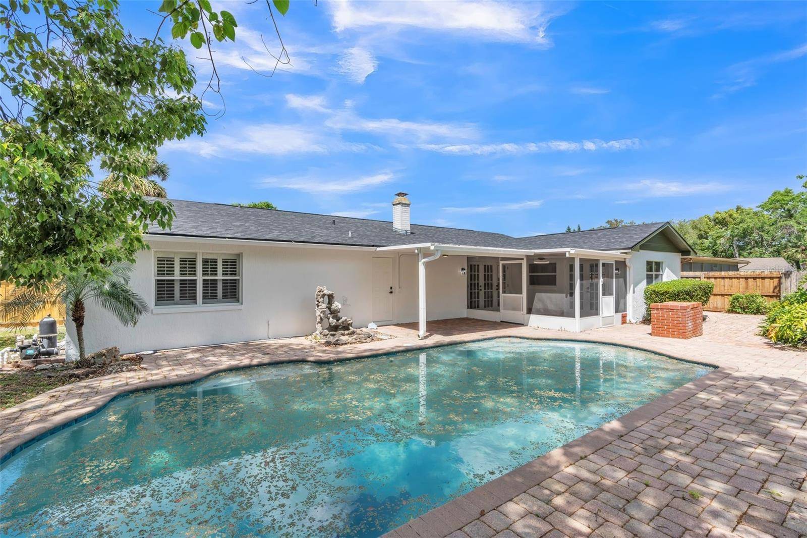 Longwood, FL 32779,116 E COTTESMORE CIR
