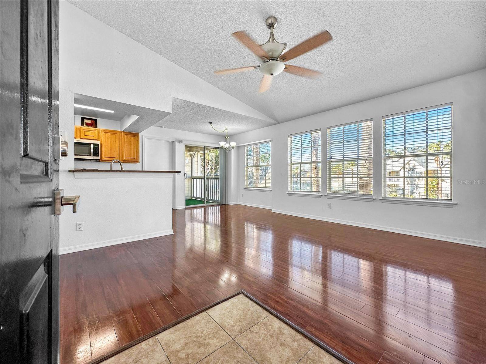 Orlando, FL 32835,1033 S HIAWASSEE RD #2628