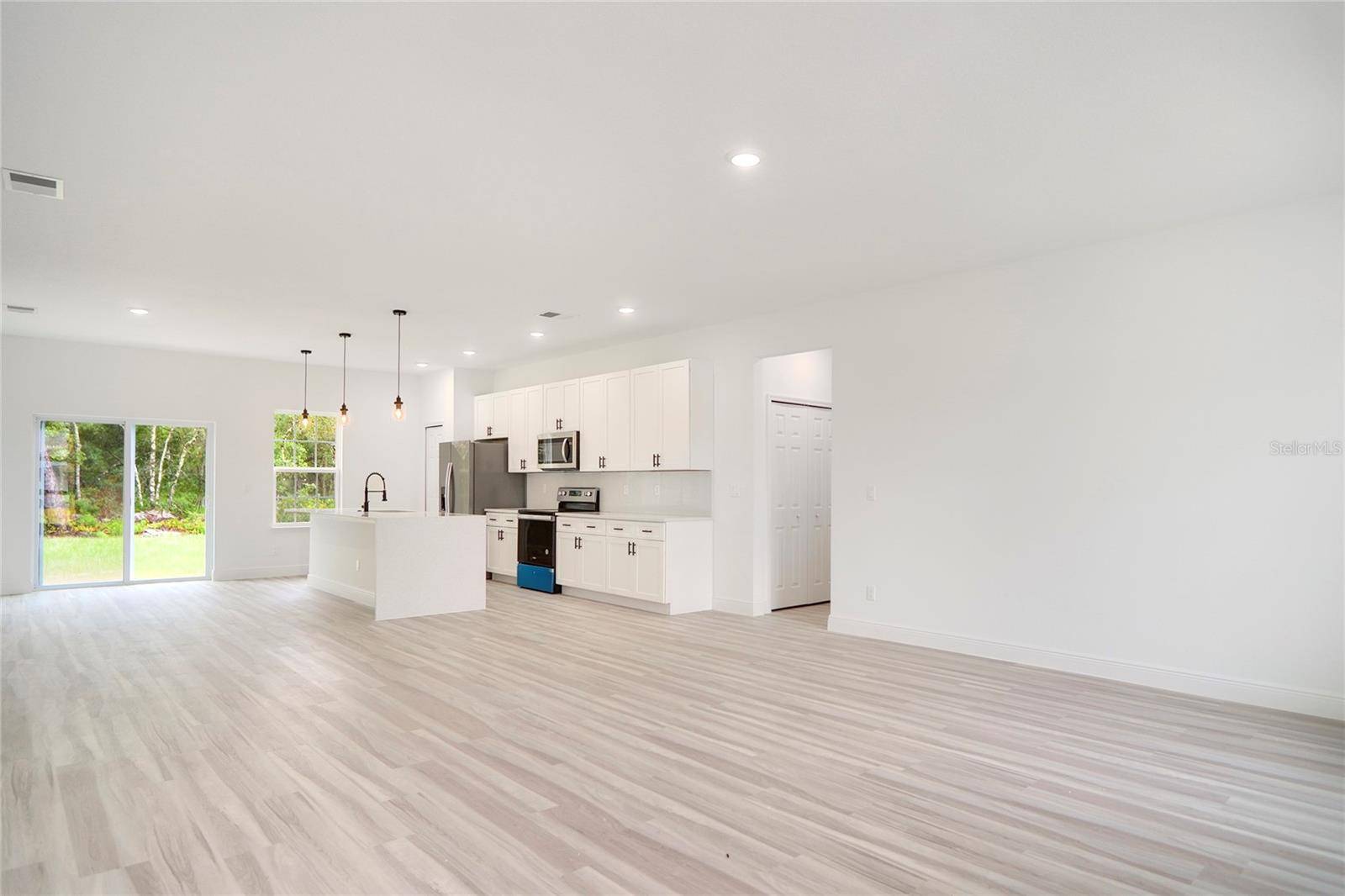 Ocala, FL 34473,5061 SW 150TH LN