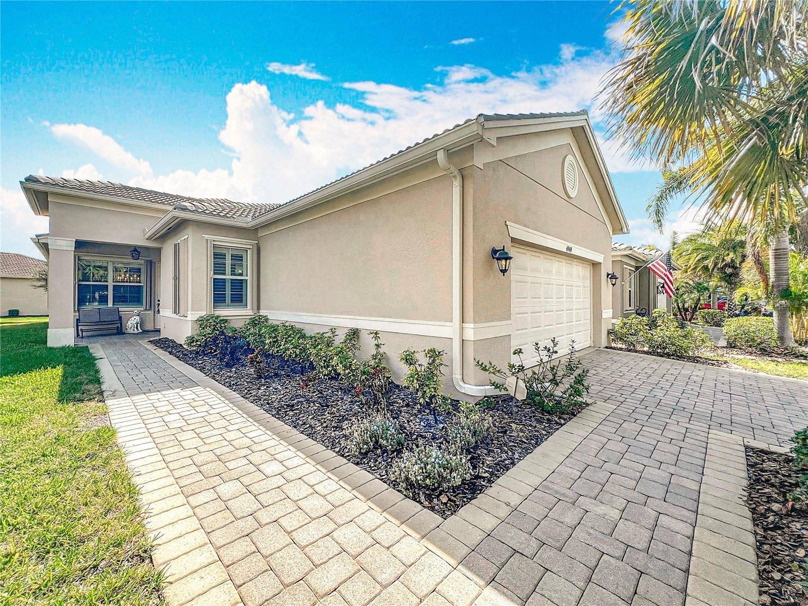 Wimauma, FL 33598,4949 SANDY GLEN WAY