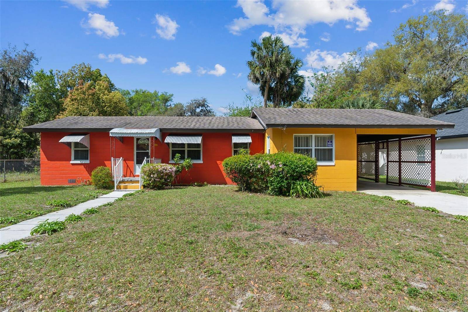 Eustis, FL 32726,612 KENSINGTON ST