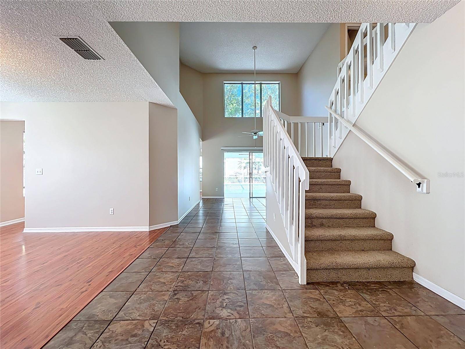 Apopka, FL 32712,358 MORNING CREEK CIR