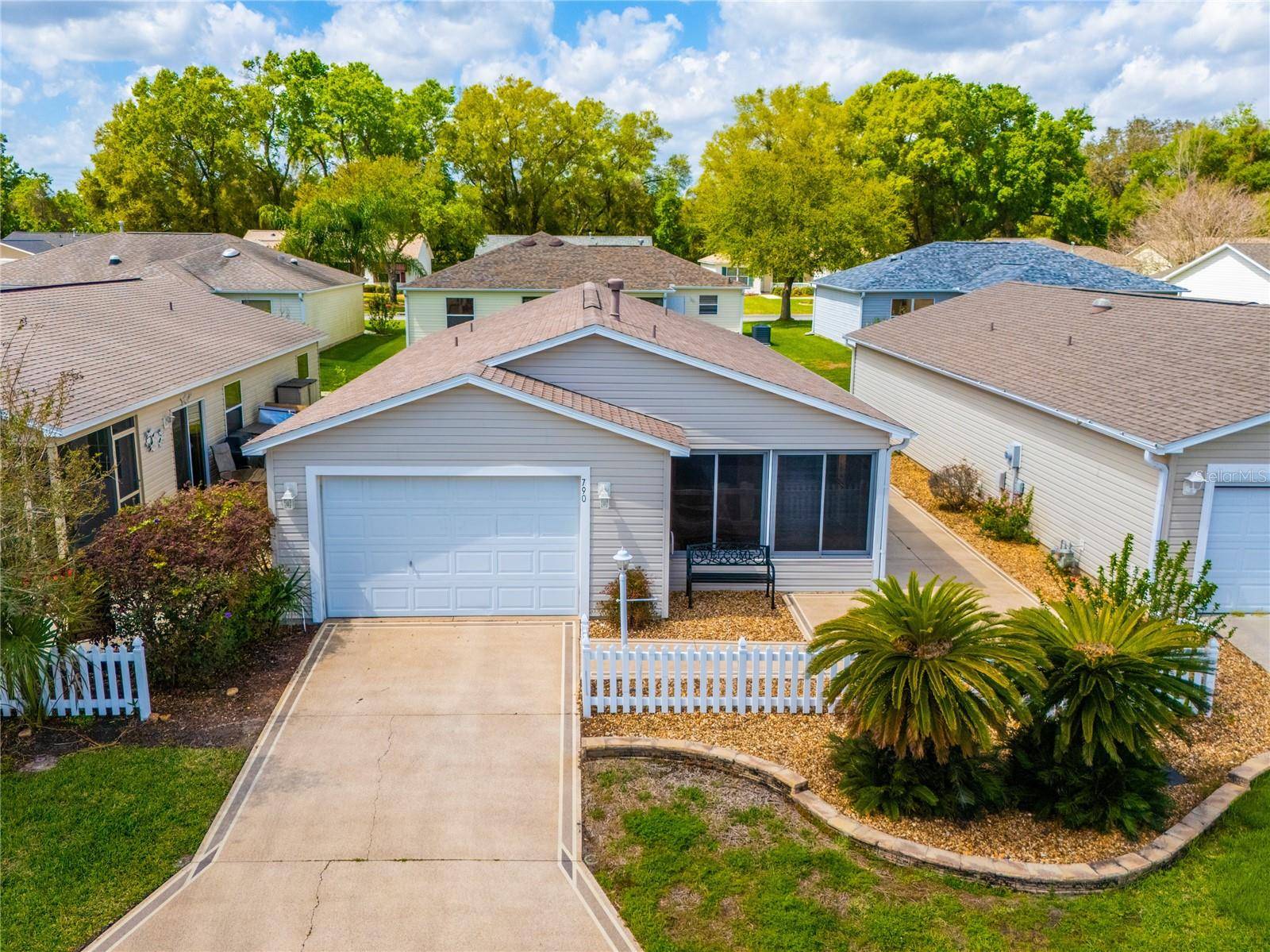The Villages, FL 32162,790 BLAKE LN