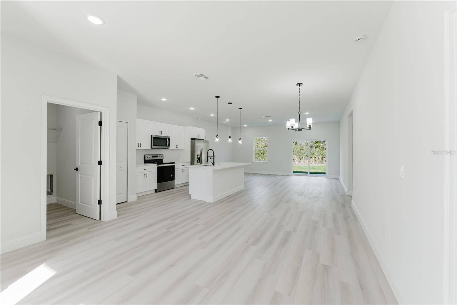 Ocala, FL 34473,3325 SW 165TH LOOP
