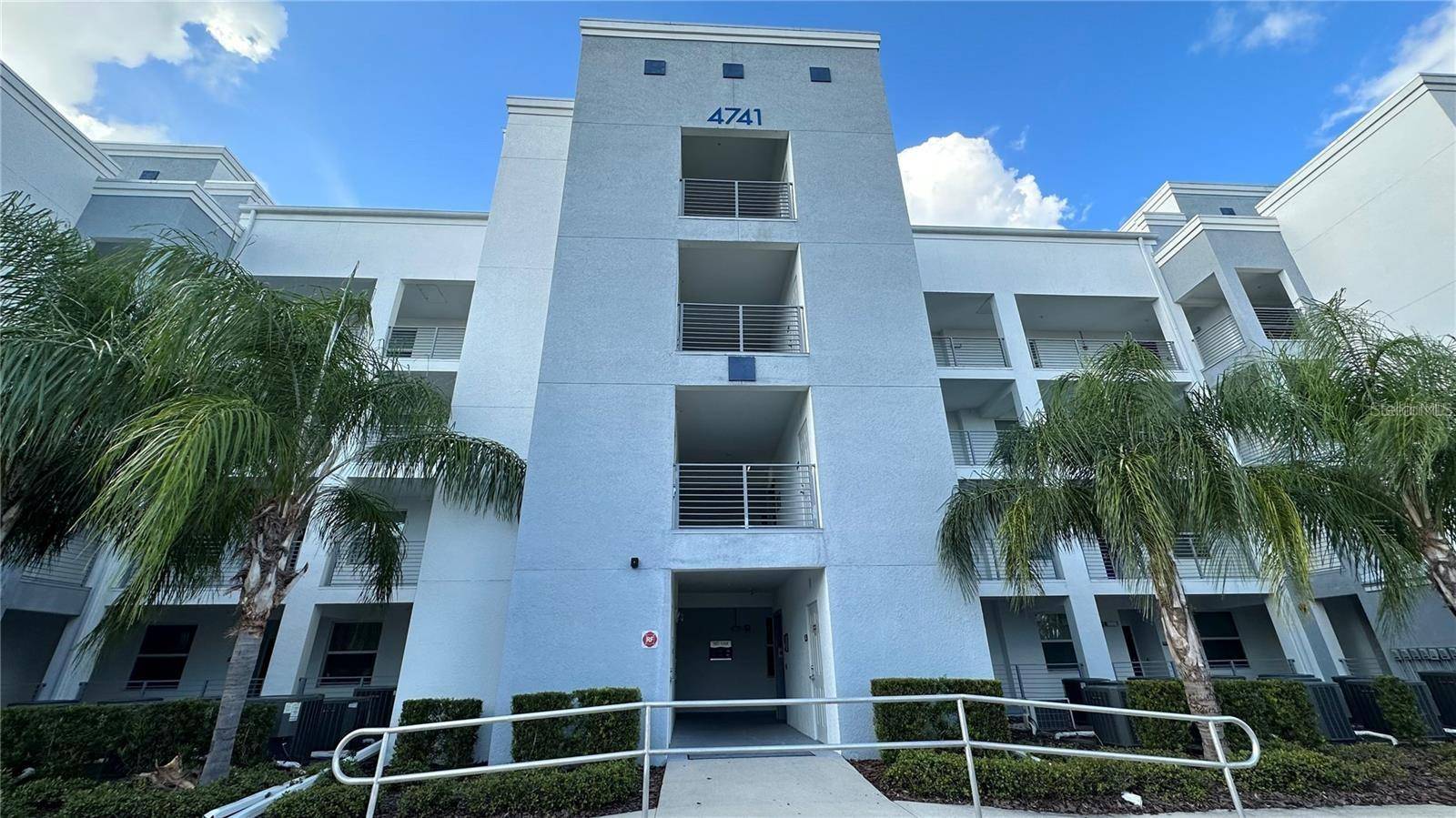Kissimmee, FL 34746,4741 CLOCK TOWER DR #201