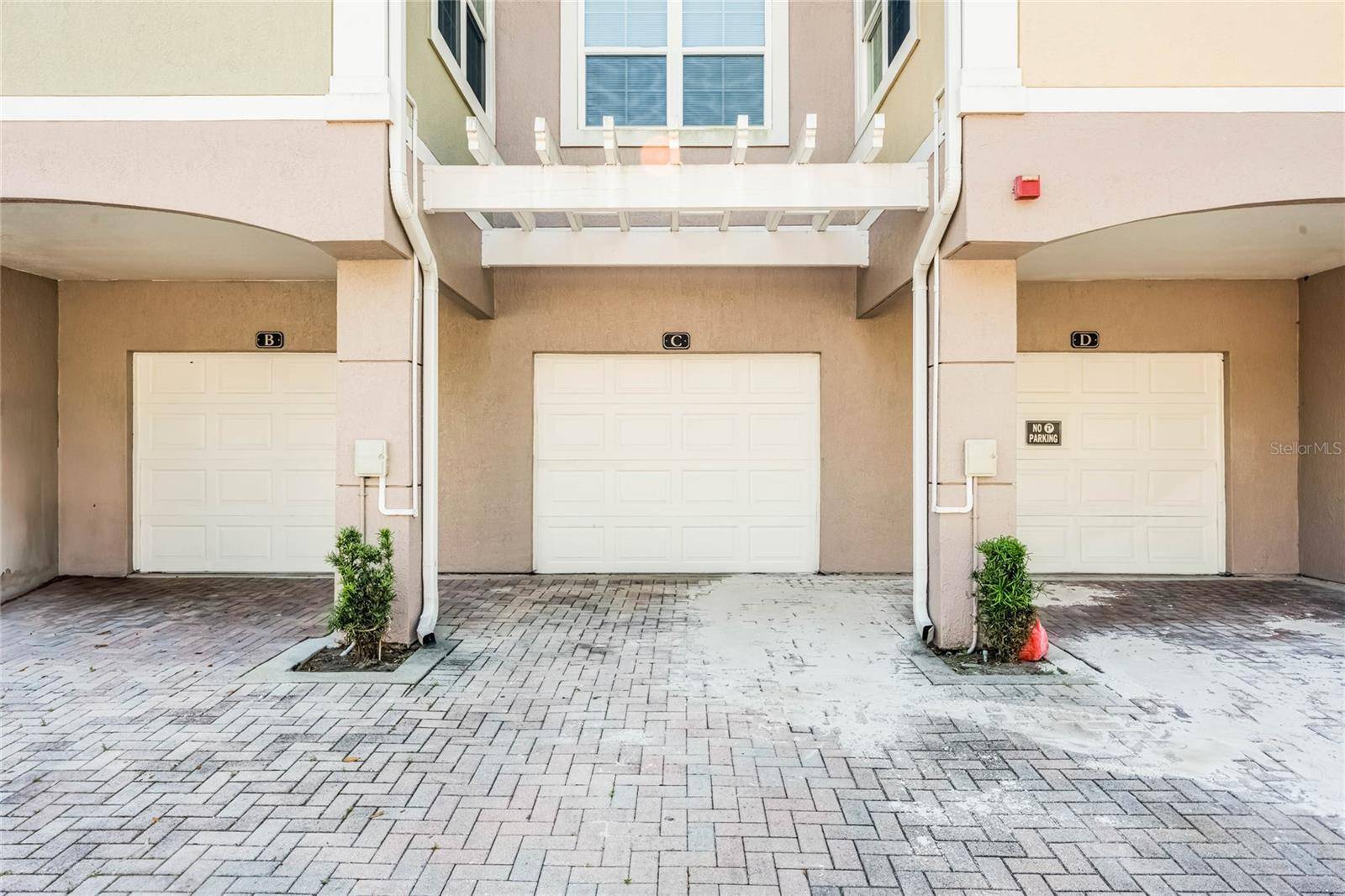 Orlando, FL 32835,3384 CORONA VILLAGE WAY #202
