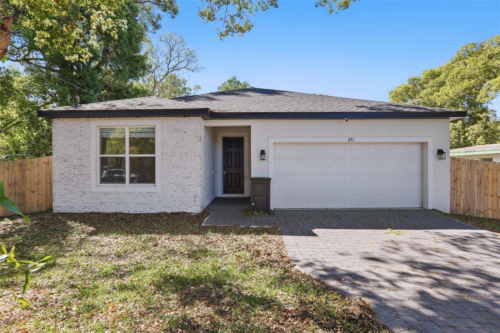 Sanford, FL 32771,851 W 24TH PL