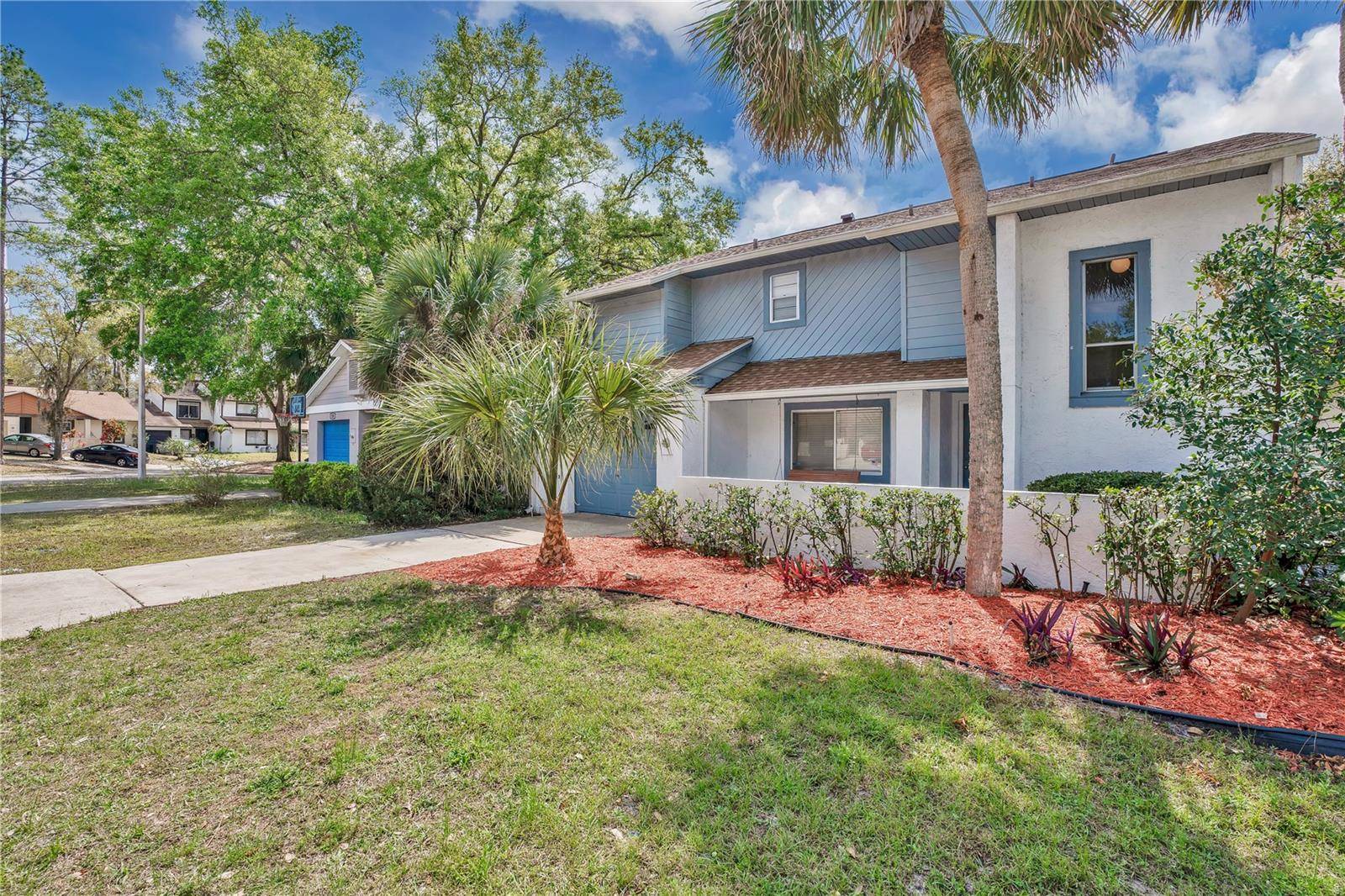 Sanford, FL 32773,122 SPREADING OAK CT