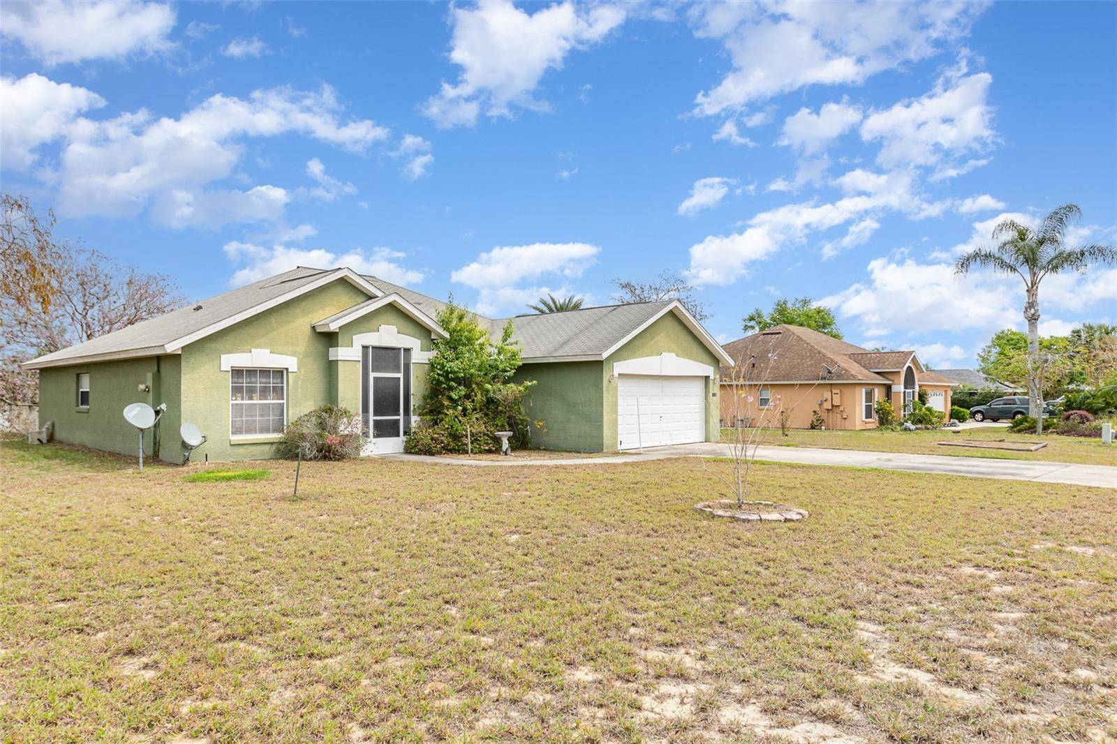 Grand Island, FL 32735,14325 GOLDEN VIEW DR